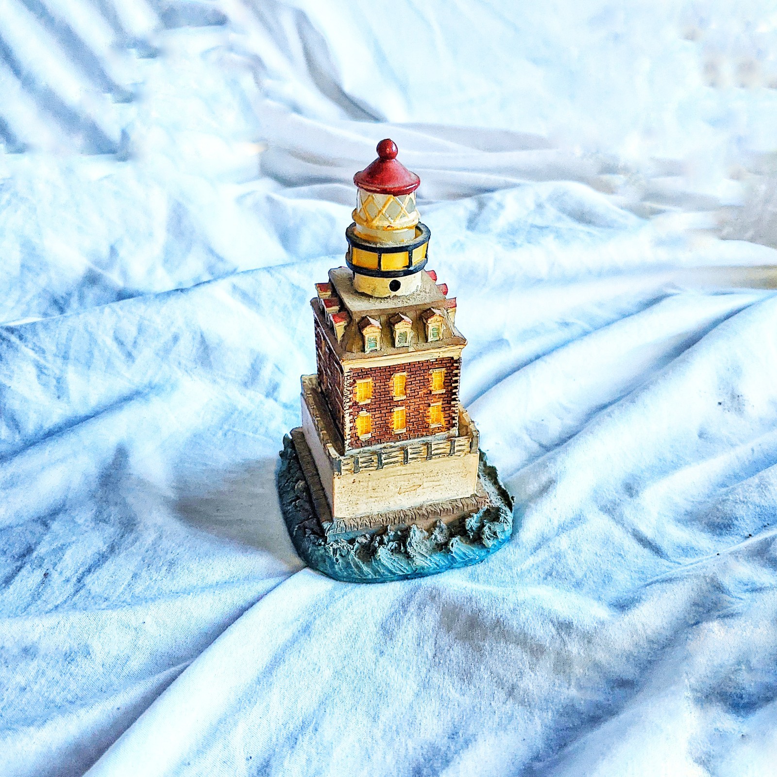 New London🗼Ledge Connecticut🌊Lighthouse 5”Resin Statuette Figurine🆓Statue📬VG