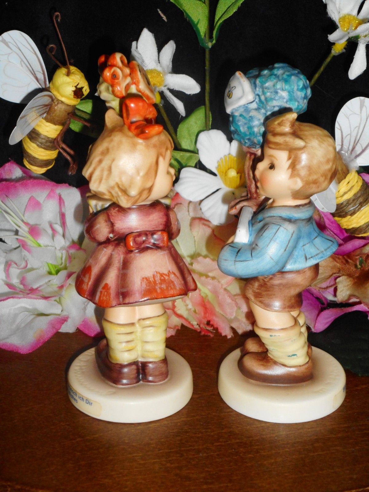 HUMMEL FIGS FLOWERS & BUMBLEBEES 540 BEST WISHES SPEC EVENT 1997 & 539 GOOD NEWS