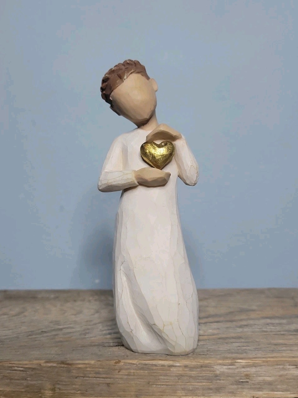 Willow Tree Keepsake Woman W/Gold Heart Figurine 5.25″ Susan Lordi 2004