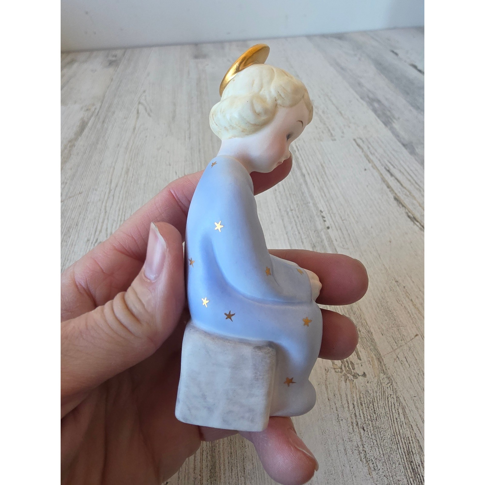 Vintage angel boy statue figurine Stars cherub