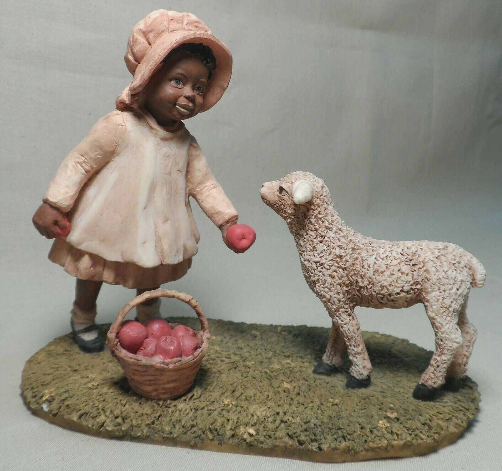 ENESCO MARTHA HOLCOMBE FIGURINE “SARA LOU” MISS MARTHA’S COLLECTION
