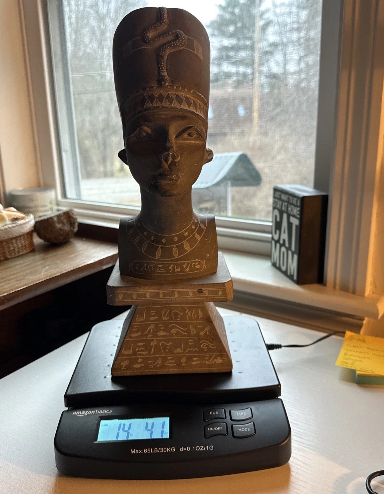 Th Egyptian Basalt Stone Hand Carved Queen Nefertiti Statue Figure Bust 13.5 In