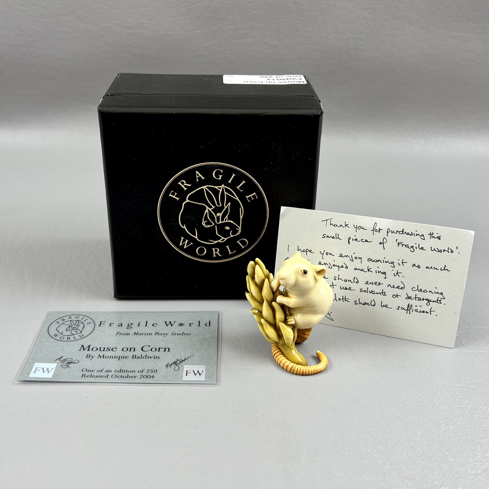 Harmony Kingdom Mouse On Corn Fragile World Figurine FWMB14 2004 England MPS