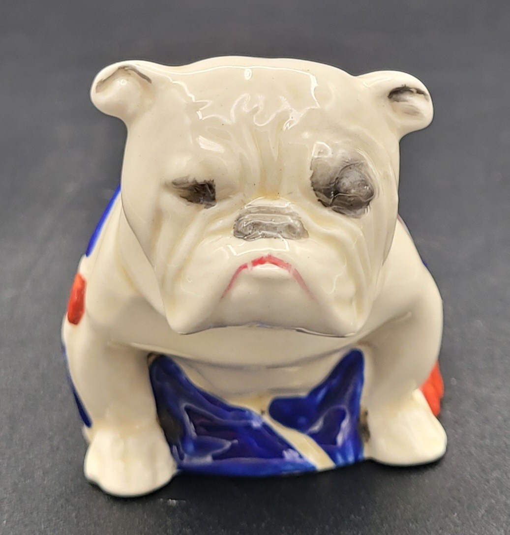 Vintage 1940 Royal Doulton CHURCHILL English Bulldog RN645658 Union Jack Flag