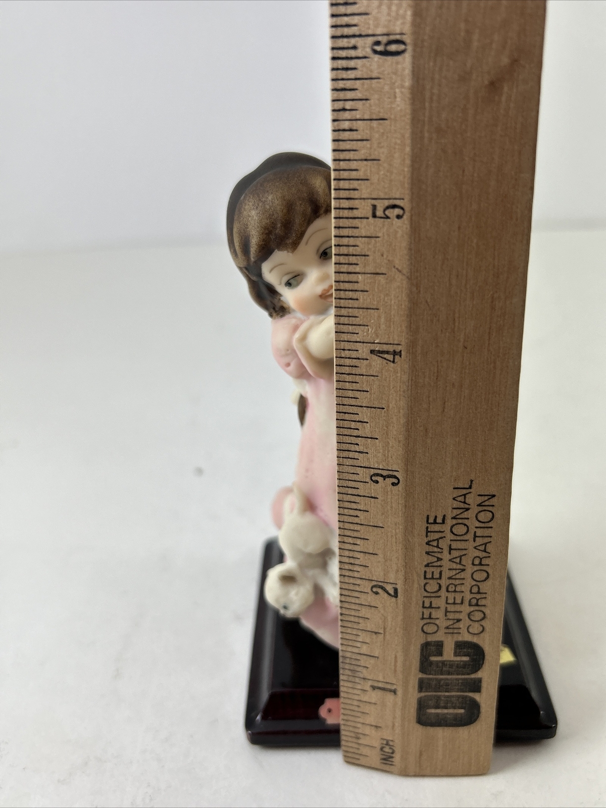 ORIGINAL FLORENCE GIUSEPPE ARMANI FIGURINE Girl With Kittens 5 X 3x 3”