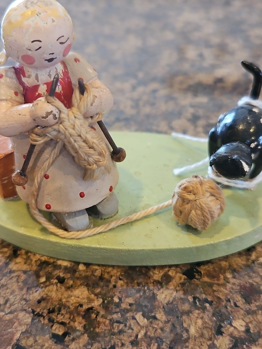 Vintage Steinbach Girl Knitting Cat DOLL Wood Figurine Figure GERMANY