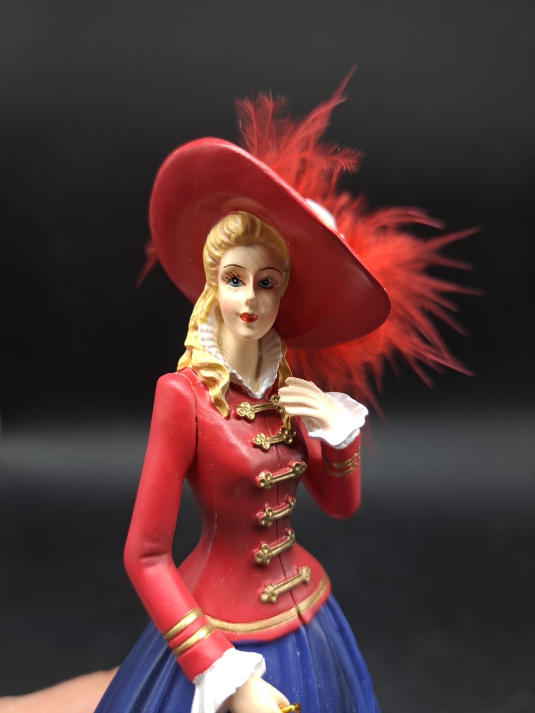 Thomas Kinkade Freedom’s In Fashion Collection O! Say Can You See Figurine 6.5″