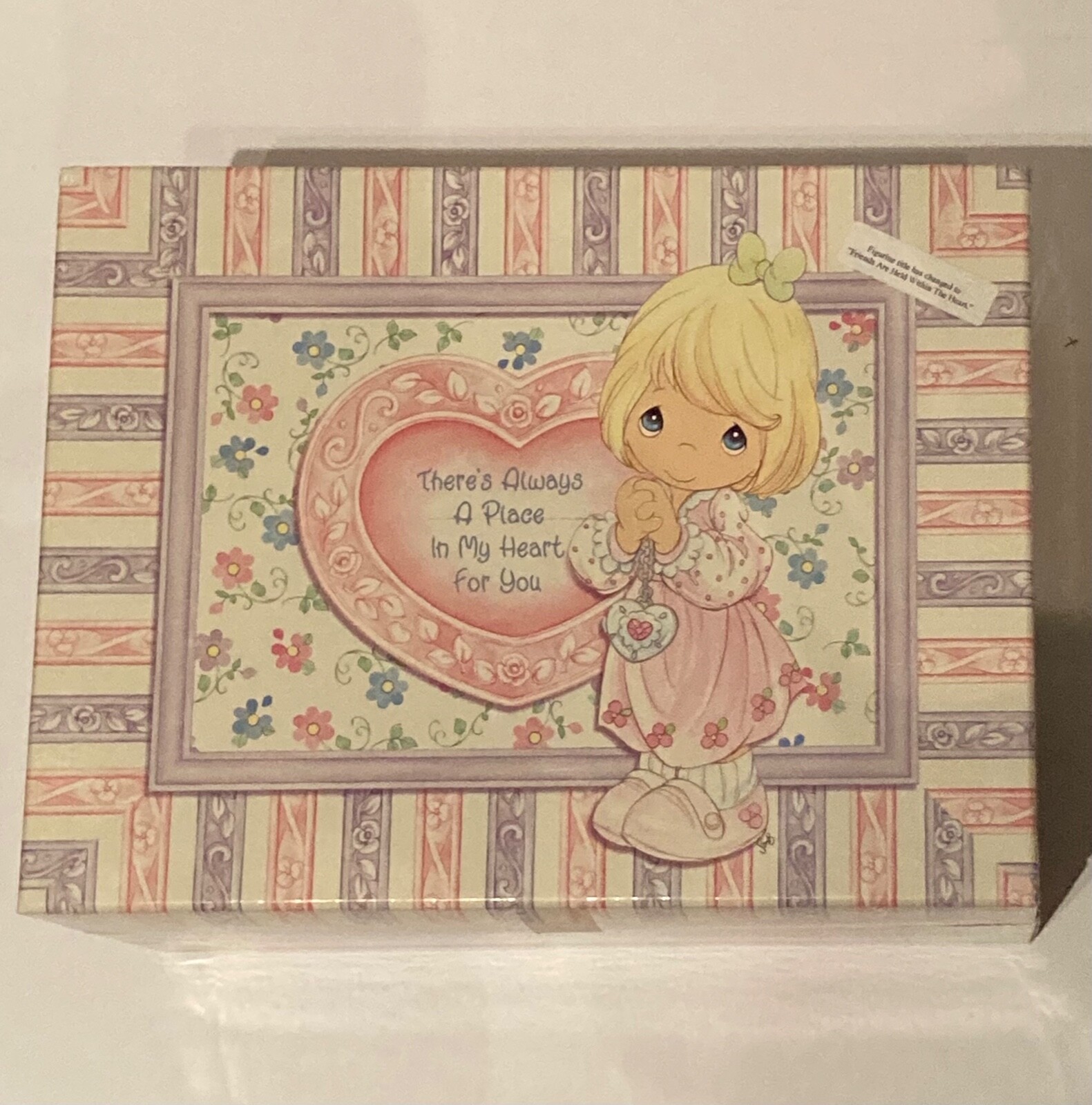 PRECIOUS MOMENTS “THERE’S ALWAYS A PLACE IN MY HEART FOR YOU” PCC845L
