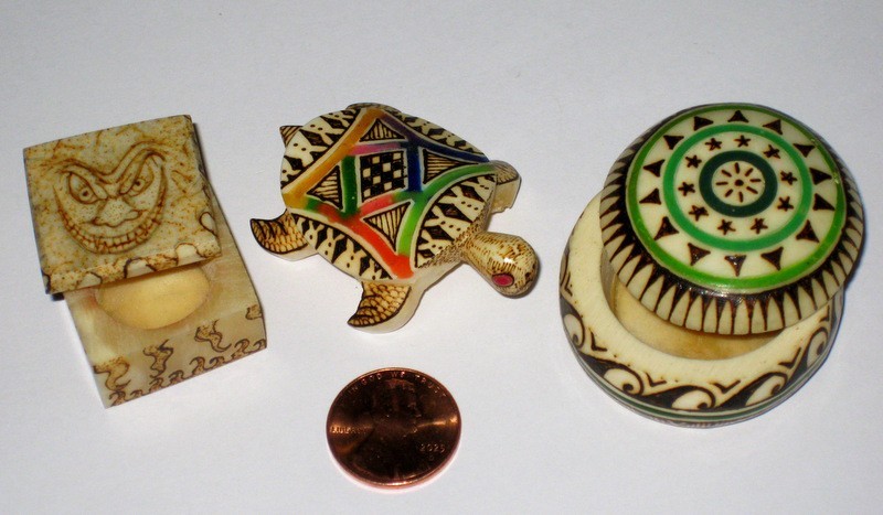 Set of 3 Small Carved & Painted Turtle/Containers From Brazil Fortaleza