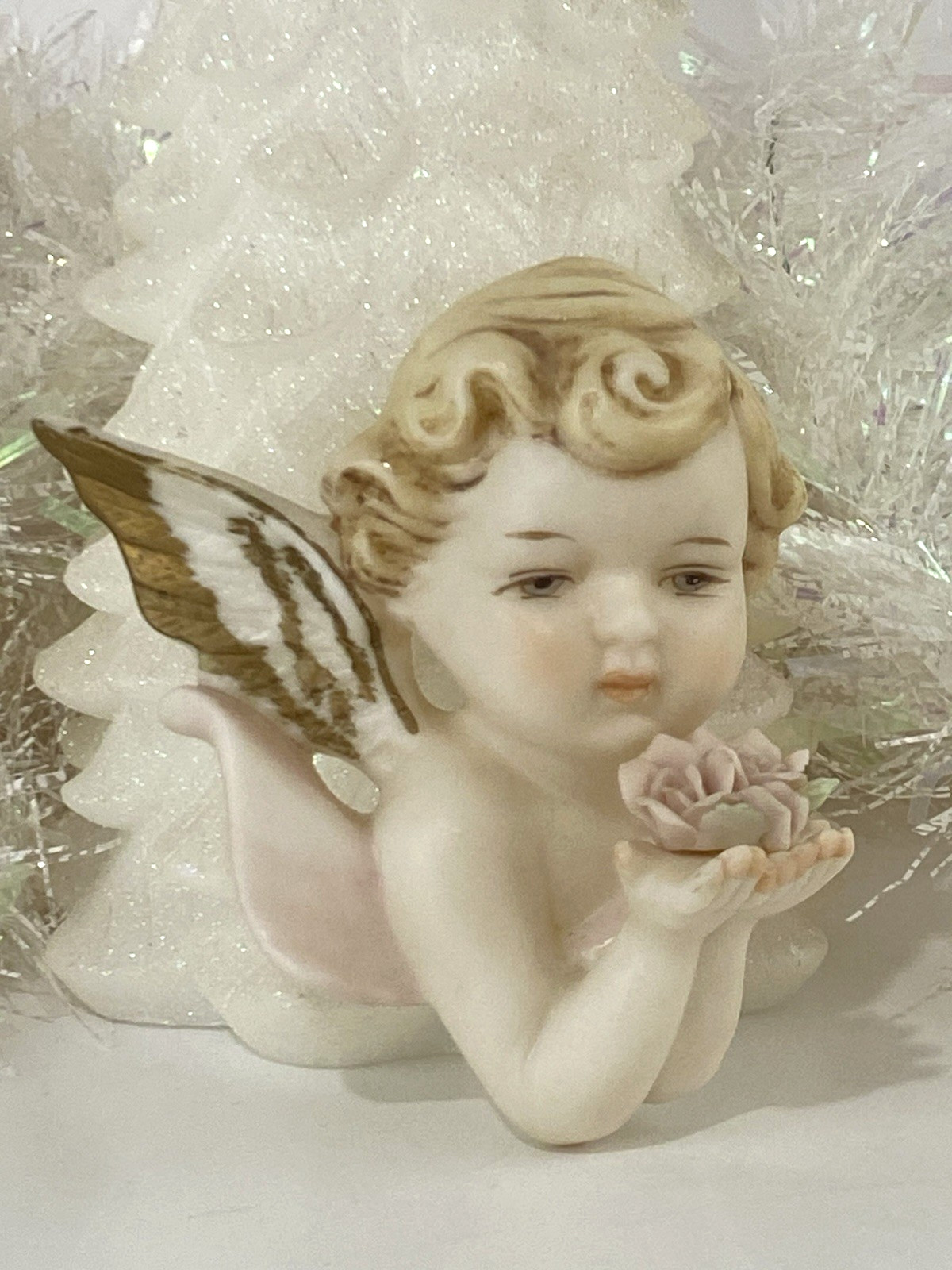 VTG ARCO Porcelain Bisque Ethereal Heavens Angel w/Roses Wall Hanging Decor