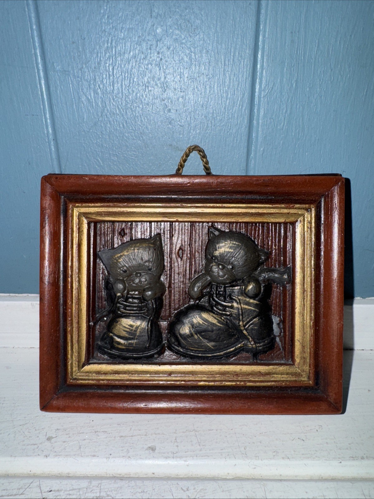 Vtg Wax Plaque CATS KITTENS Folk Art Sculpture 3D Old German Hand Carved 5”x4”