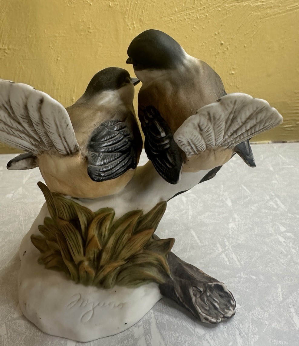 HOMCO 1991 Masterpiece Porcelain “Chickadees” Figurine-Birds on Snowy Branch