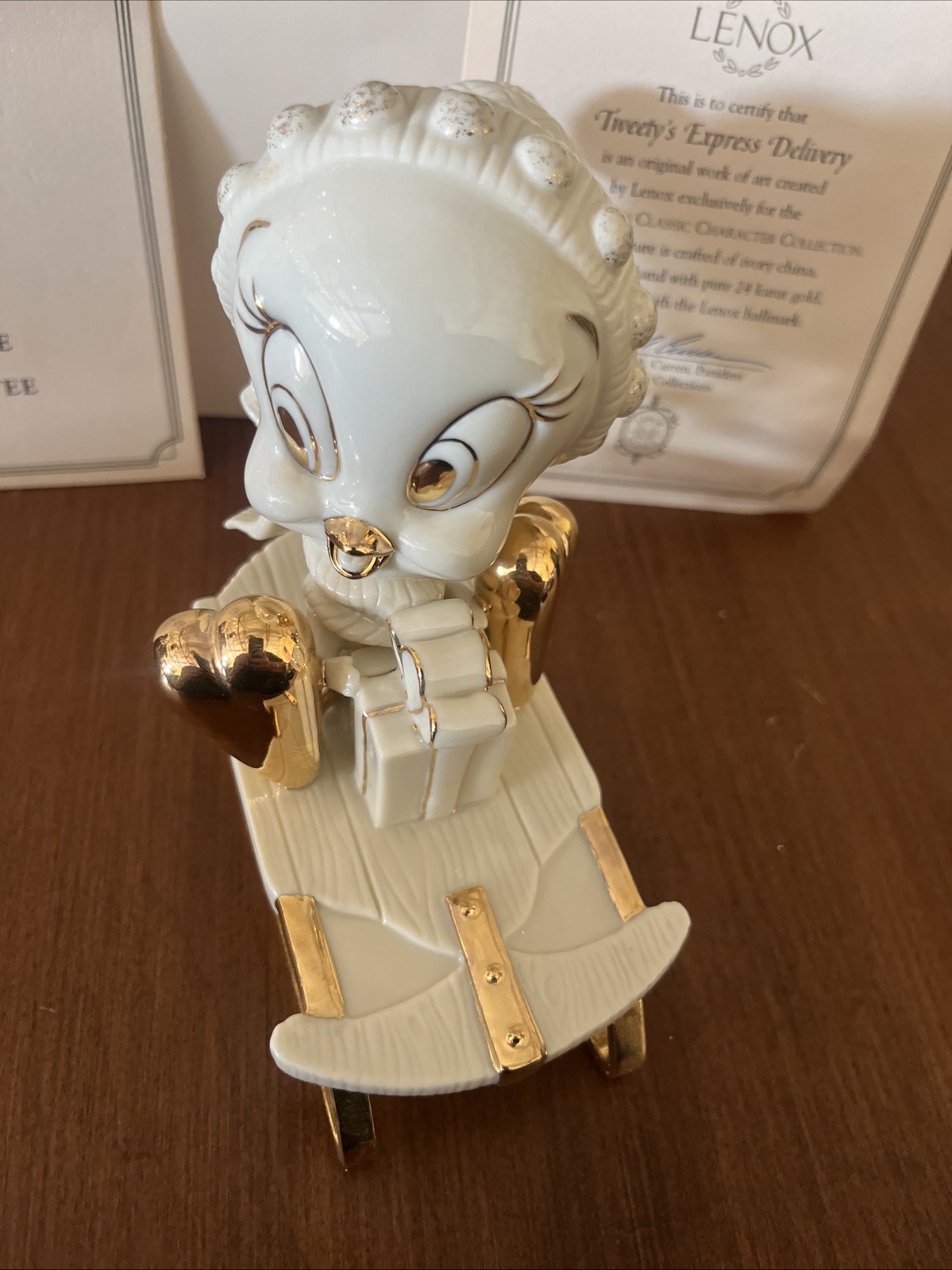 LENOX Tweety’s Express Delivery Looney Tunes 24k Gold Accent Figure Tweety Bird