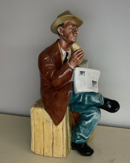 Vintage Royal Doulton Porcelain Figurine “Stop Press”. HN 2683. 8″ Tall.