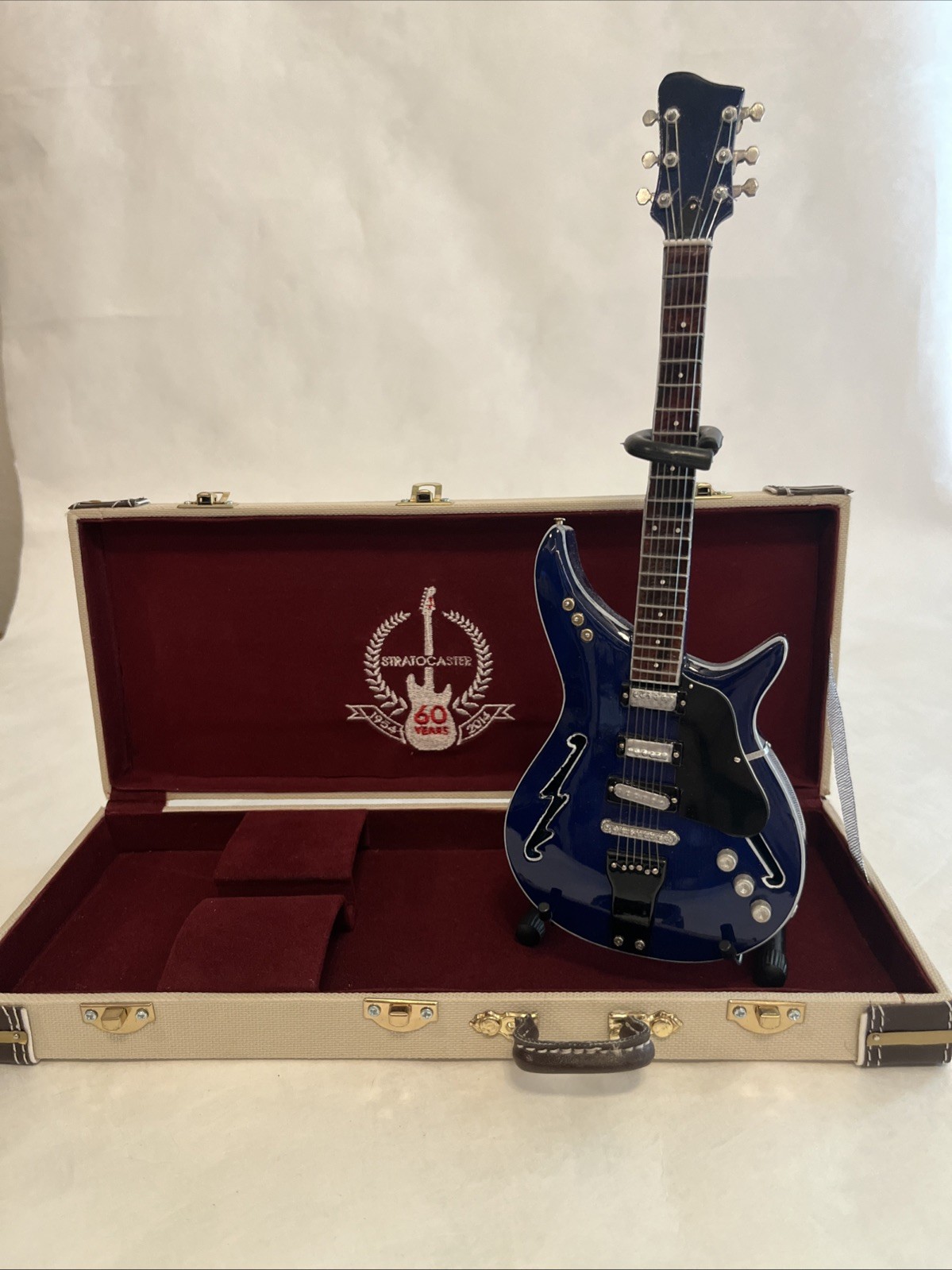 Axe Heaven Bob Weir Modulus Lightning Bolt Mini Guitar Replica – Case Included