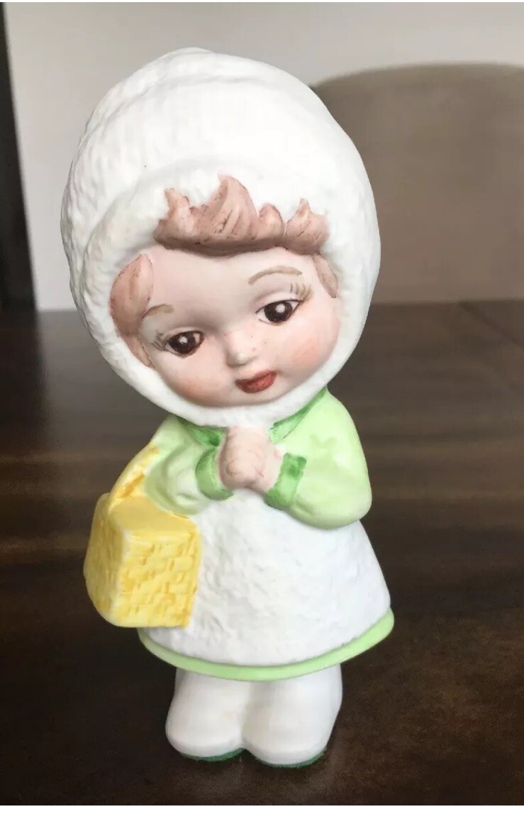Vintage Hand Painted 6 1/2” Porcelain Boy and Girl Figurines Beautiful Faces