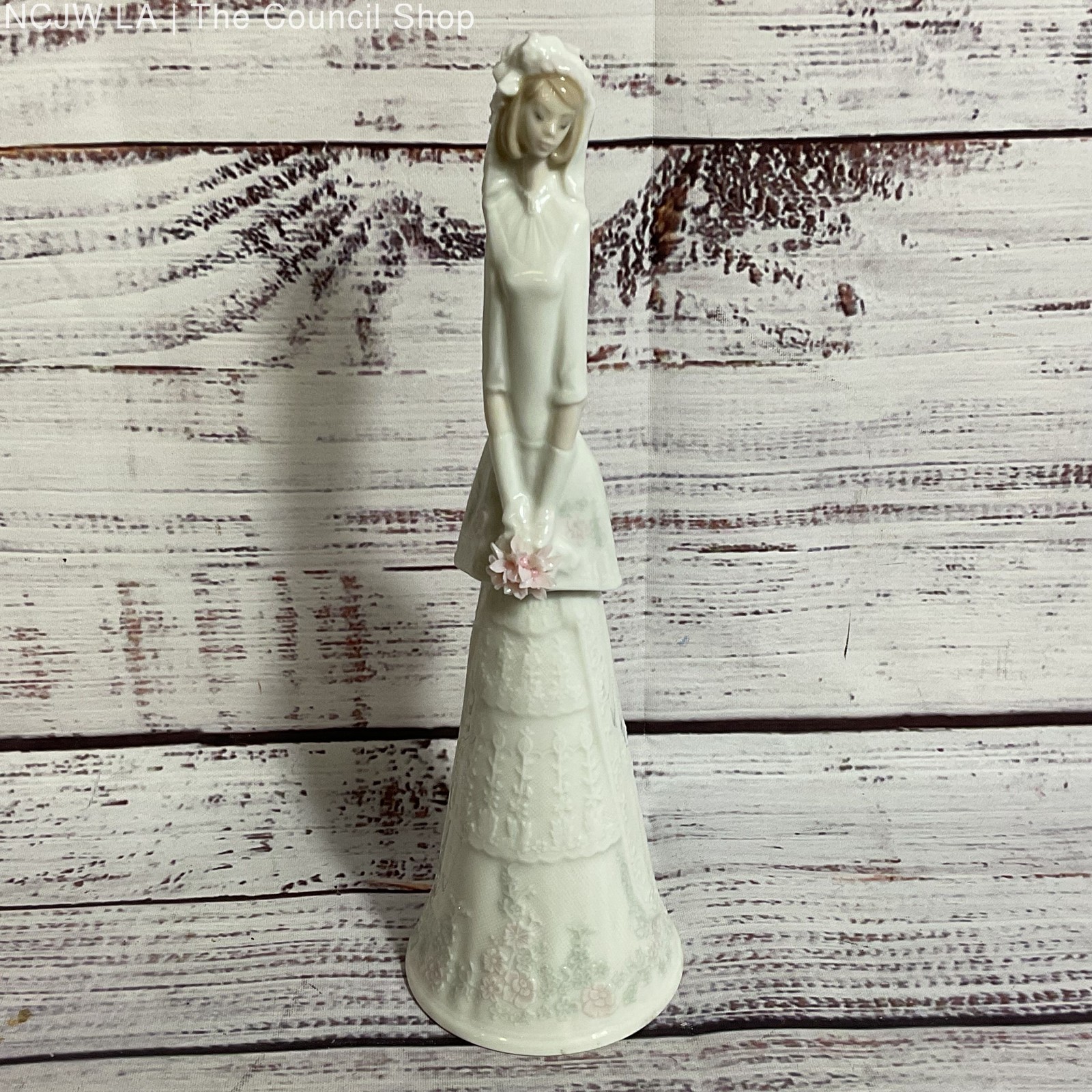 VTG. LLADRO Bridal Bell Porcelain Figurine- 8.25″