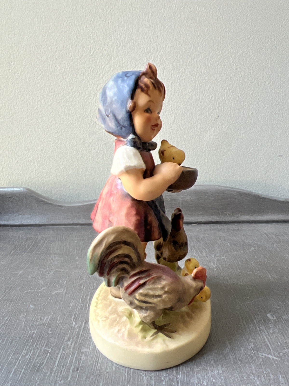 Hummel Goebel Feeding Time Girl With Chickens Porcelain Vintage 1948 199/I