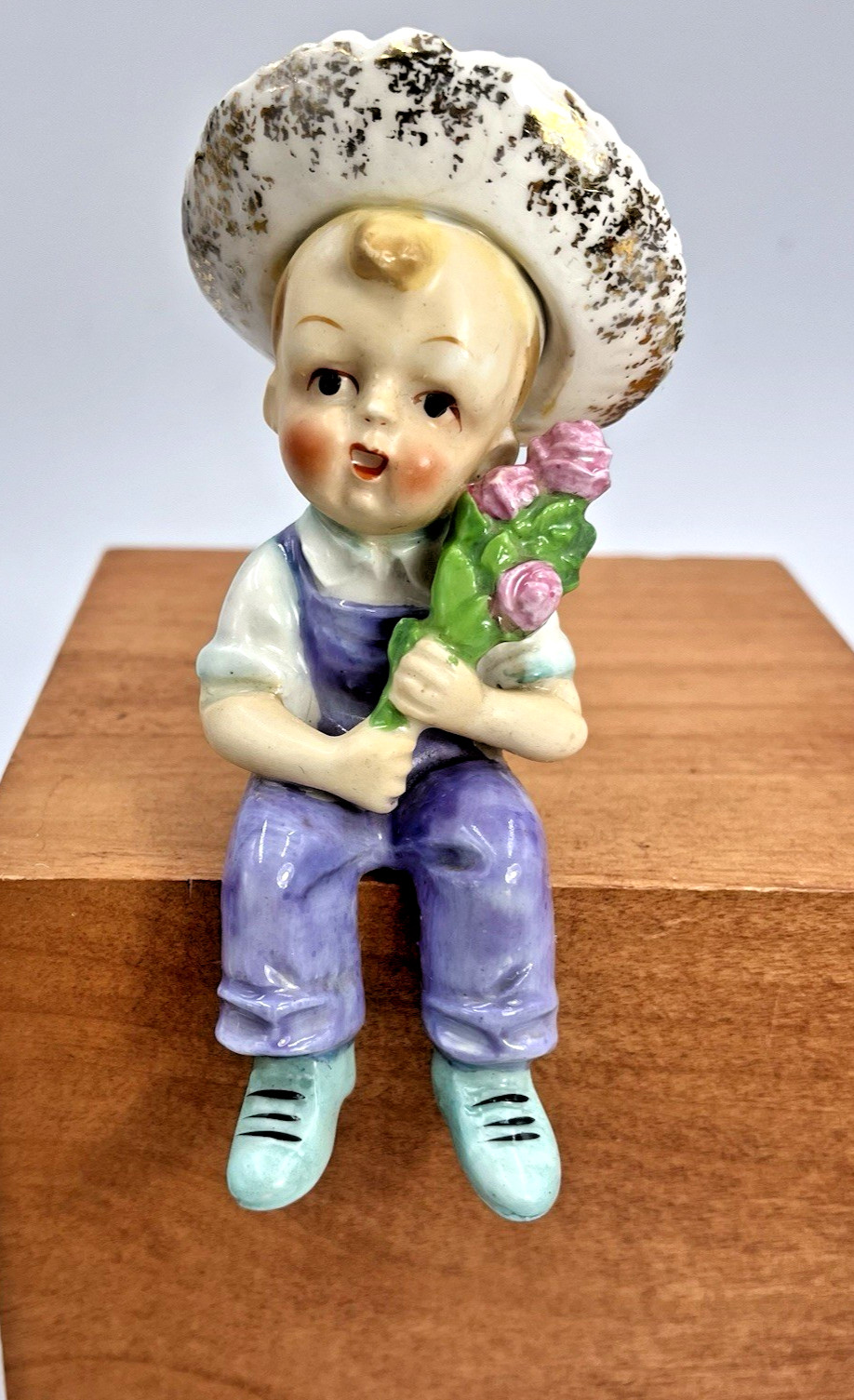 VTG Shelf Sitter Porcelain Figurine Boy Flowers Hat Overalls 4.75″ Hand Painted