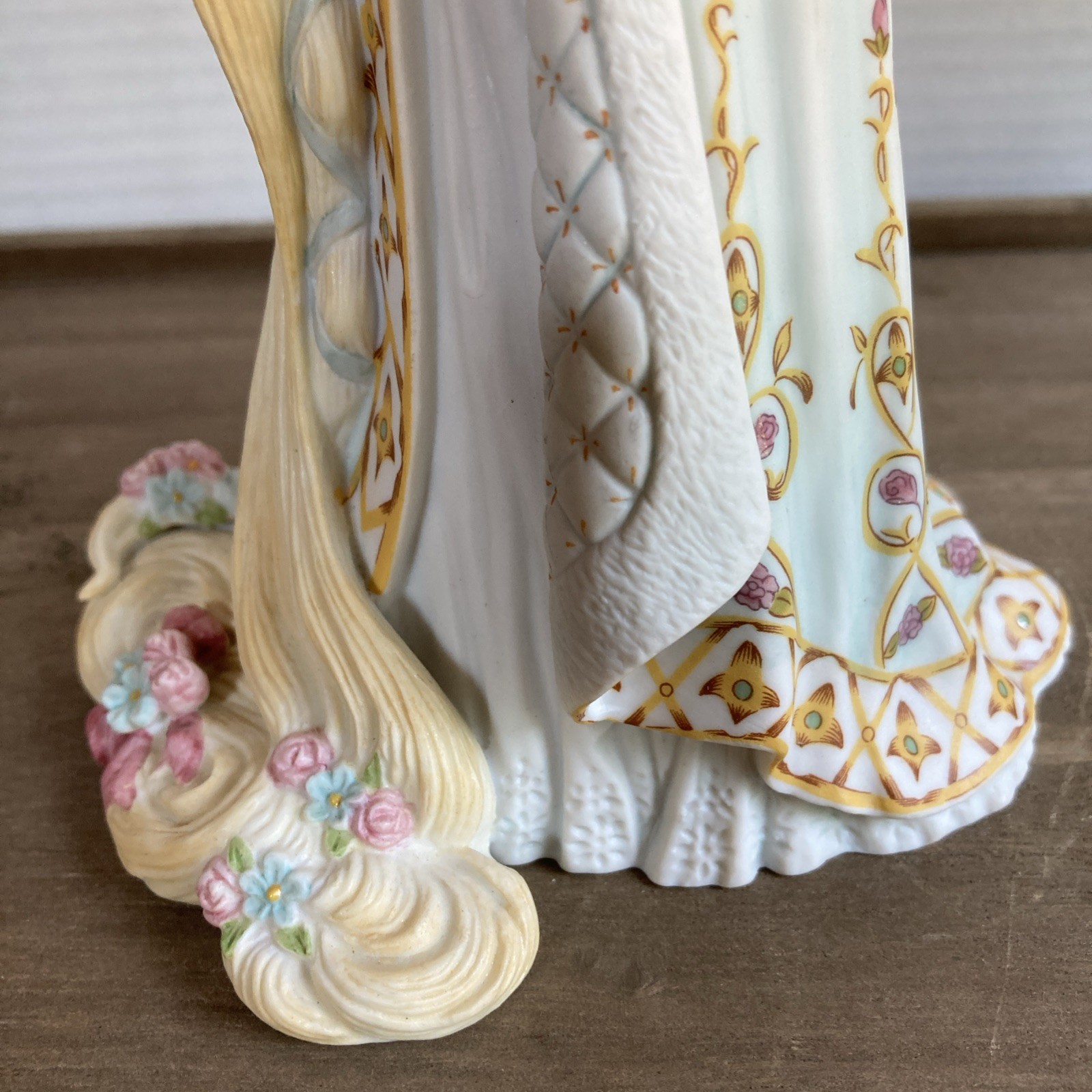 Lenox Legendary Princesses Collection “Rapunzel” Porcelain Figurine 9”