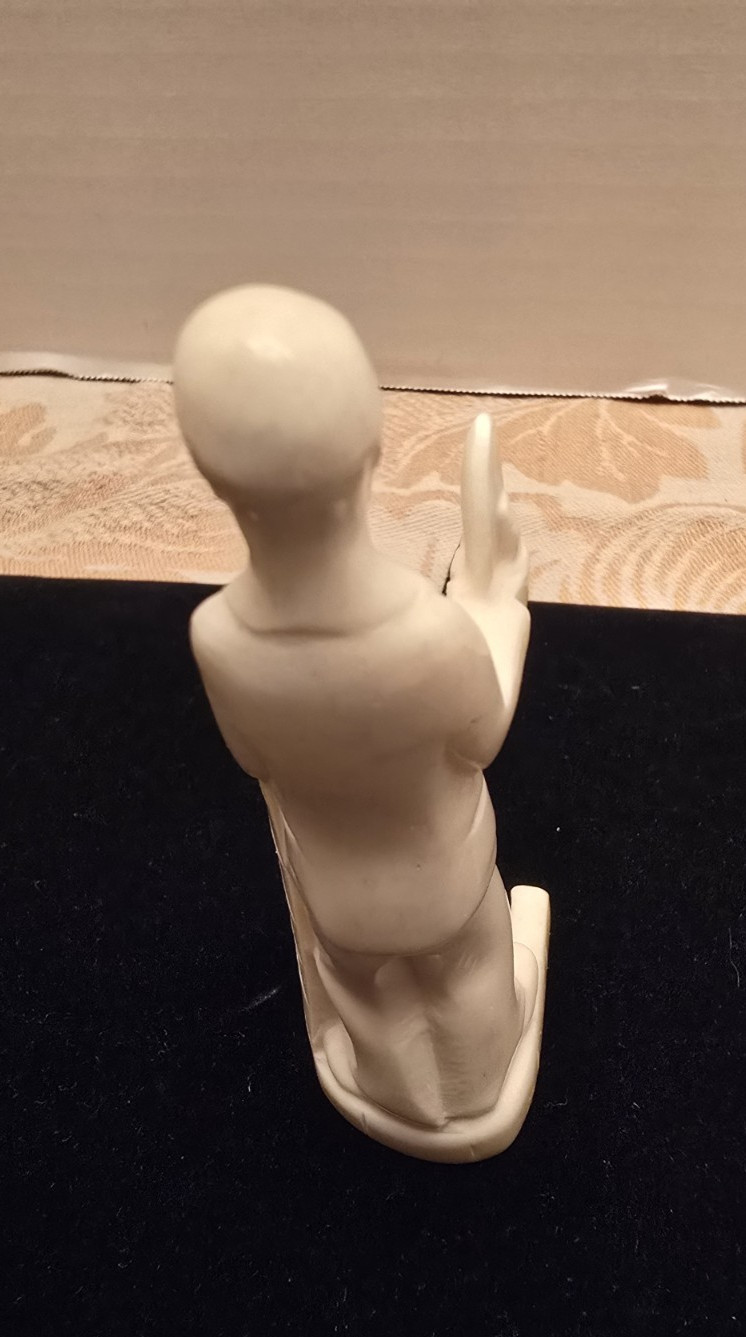 Vintage Hand Carved Figurine Mason at Work with Trowel & Ice Block Sculptor