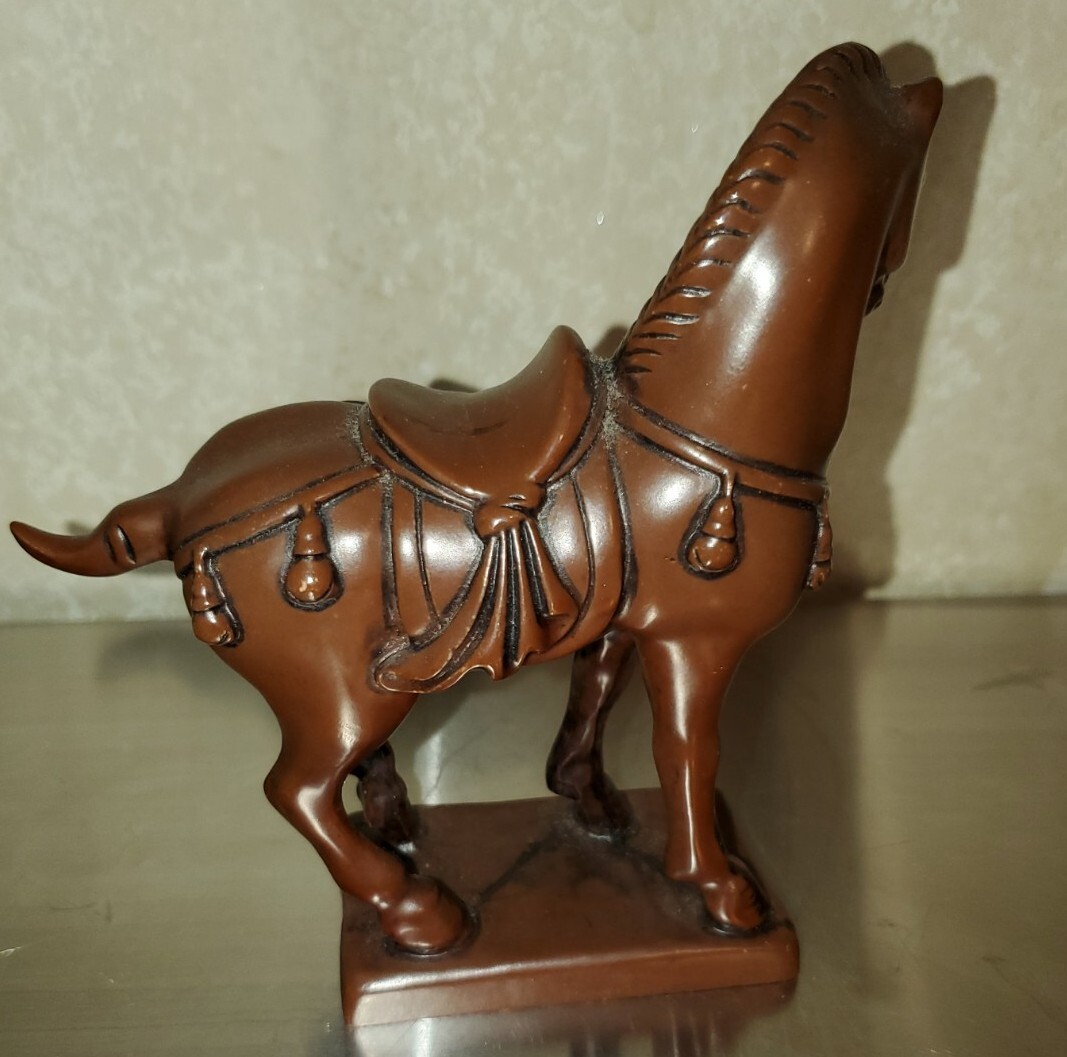 Beautiful Brown Equine Horse Figurine Statuette 5.5″ x 5″