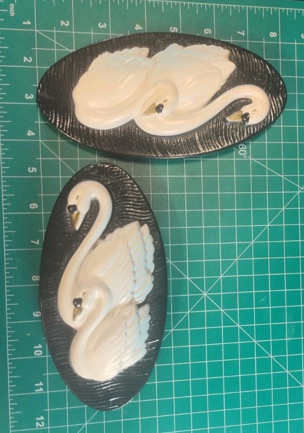 Mid Century Chalkware Swan Wall Plaques Mirrored Pair MCM Retro Kitsch Decor Vtg