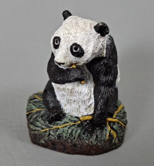 Giant Panda by Herman L. Deaton 1978 The Bronze Menagerie from Creative World