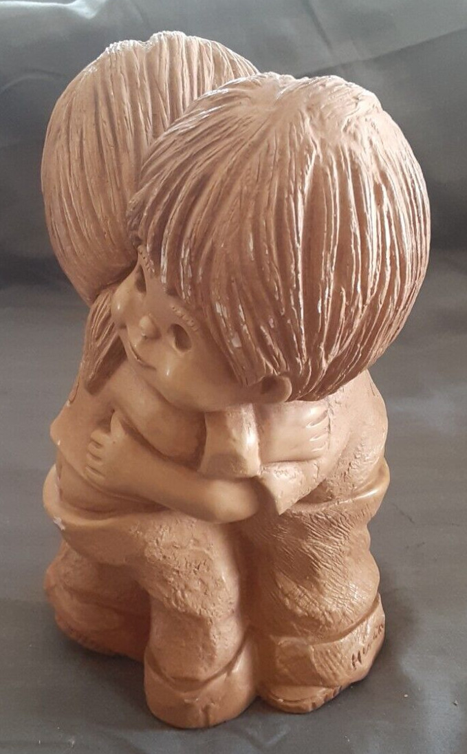 Bill Mack Fannykins Figurine / Huggin’ and Lovin’/ 1981 / Vintage