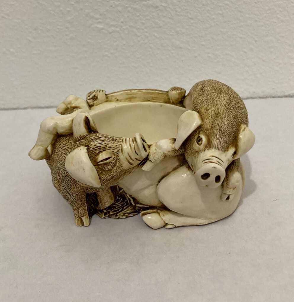 1991 Harmony Kingdom Pigs “Pen Pals” Vintage Made in England piggy farm Trinket