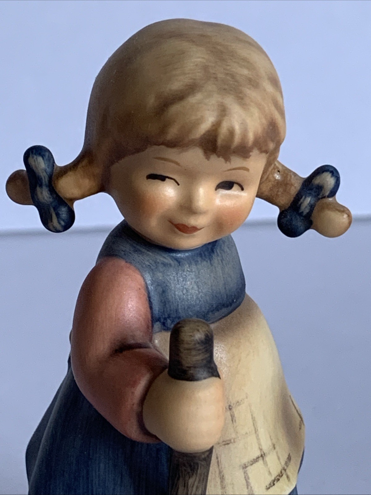 Hummel 768 PIXIE 3.5in Tall TMK7 1994 Vintage Figurine