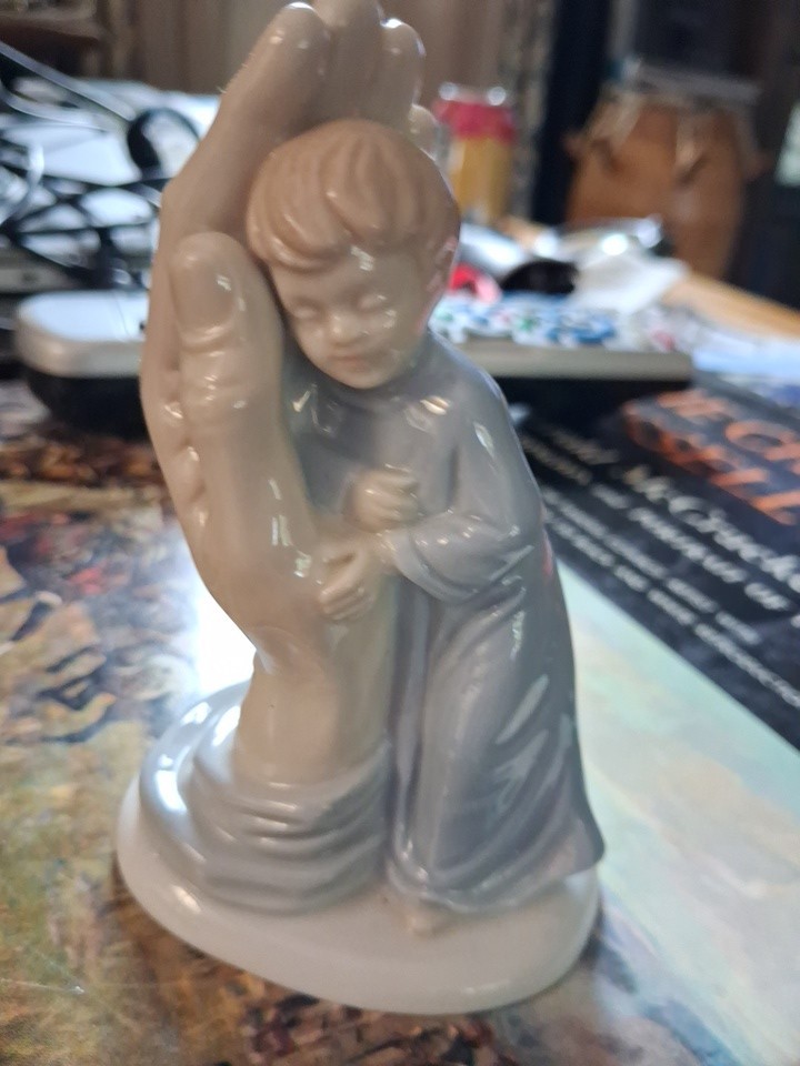 VINTAGE Roman God Palm of My Hand Boy Figurine 4.5″ 1983 Japan