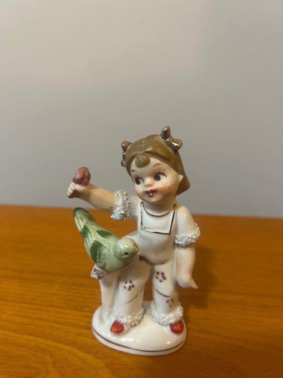 Rare 1960’s girl with bird
