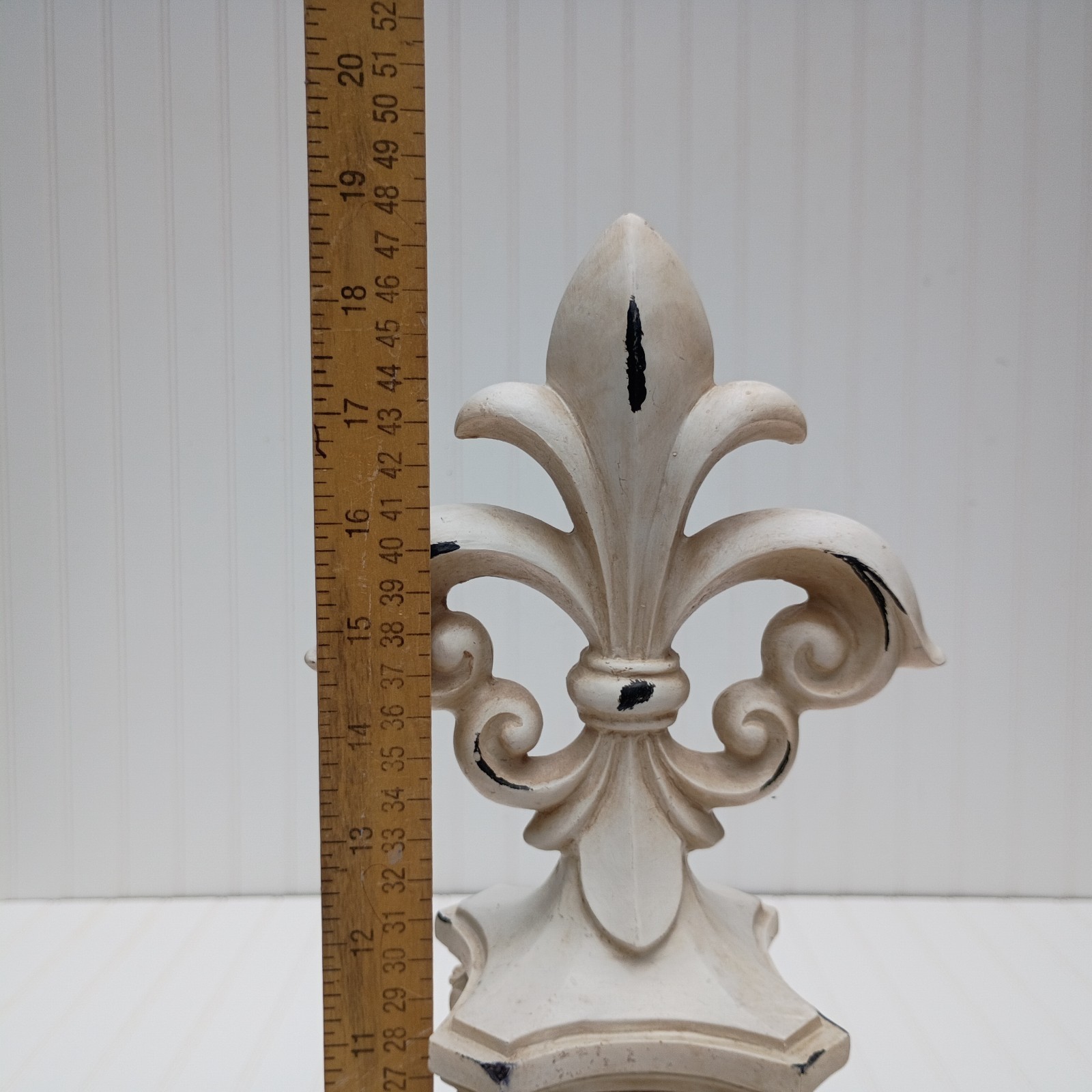 Vintage Style Resin Fleur De Lis Pedestal Figurine 19″ Tall Architectural Decor