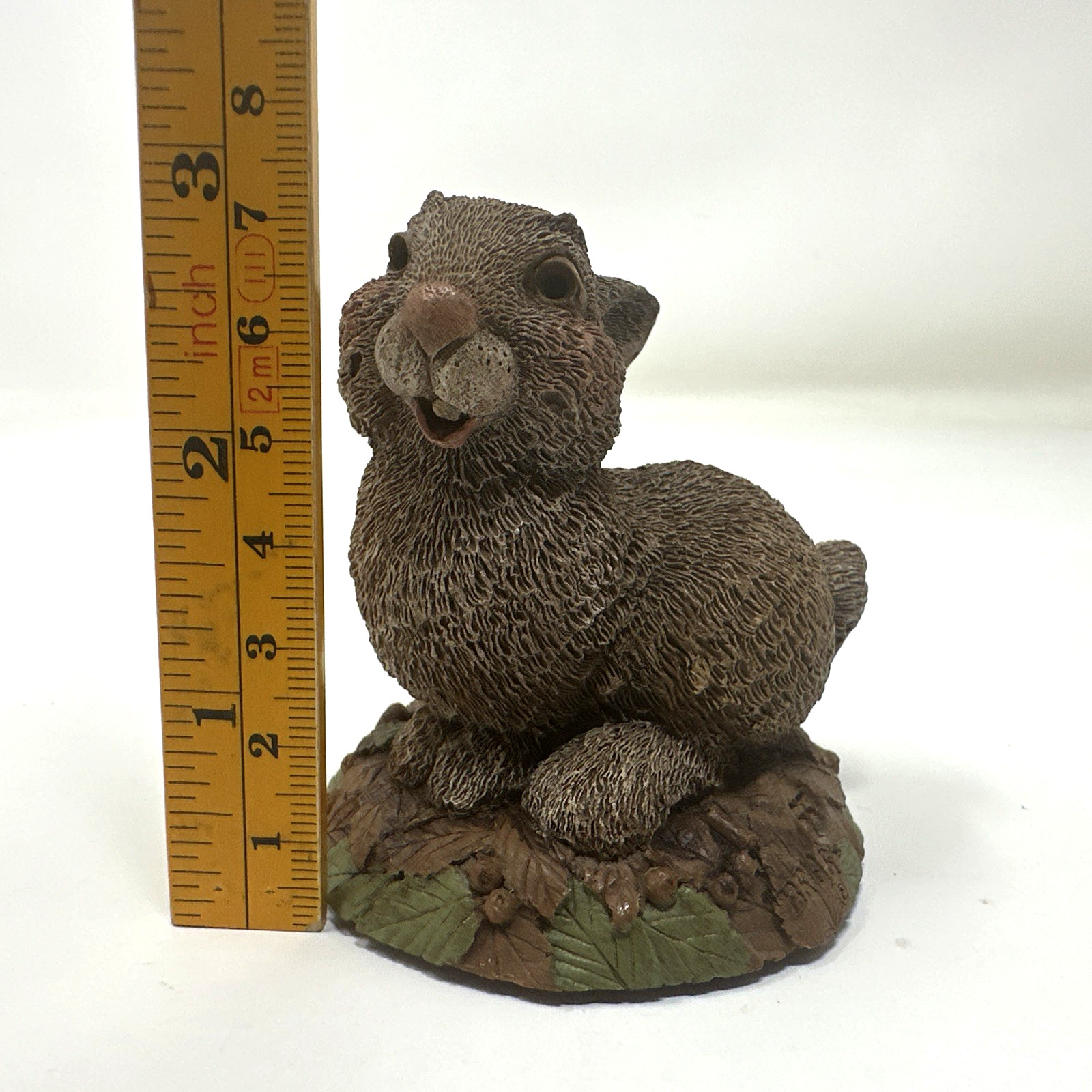 Tim Wolfe BRIAR Rabbit Figurine Bunny Carin Studio # 9053 Edition #55 1993