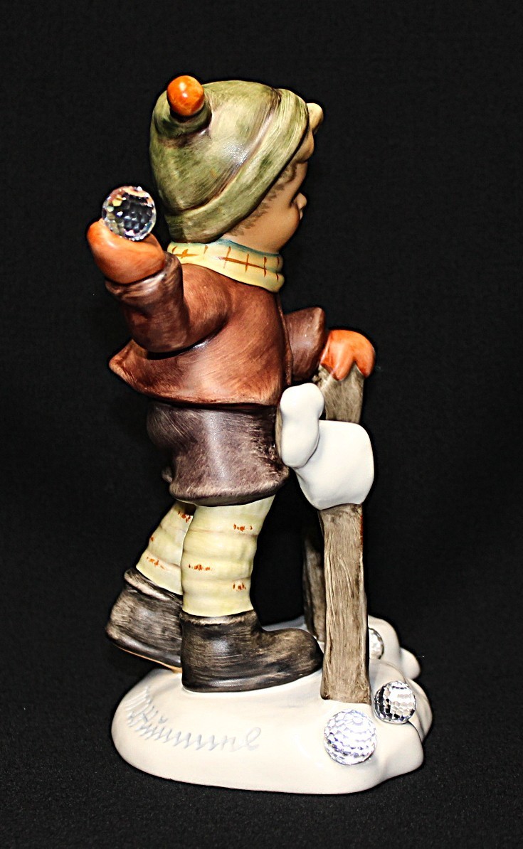 Rare Hummel Wintertime Fun Swarvoski Limited Ed. 347/1,999 6 1/2″ Figurine MINT