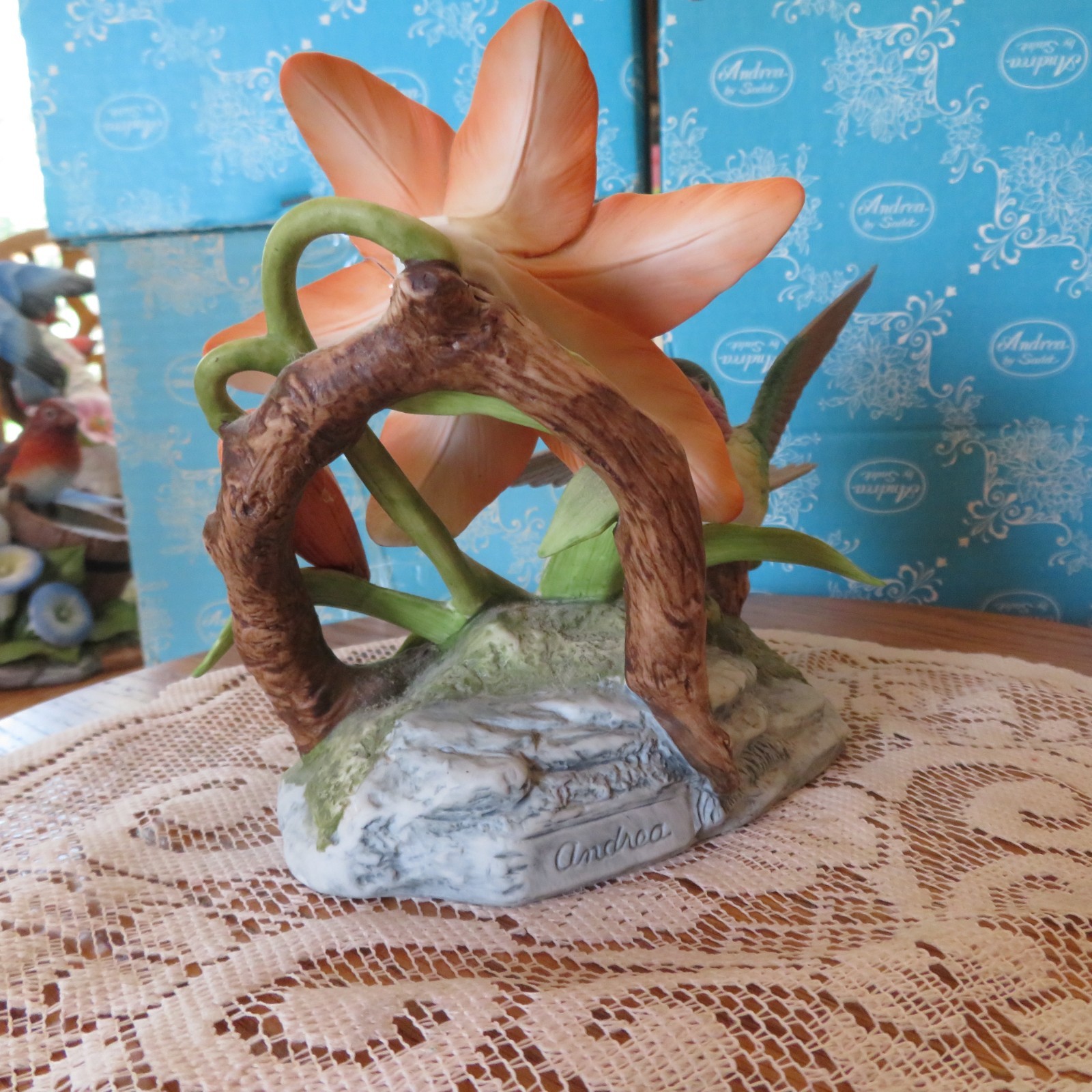 ANDREA BY SADEK HUMMINGBIRD with TIGER LILY #7793 MADE IN JAPAN (repaired) RARE