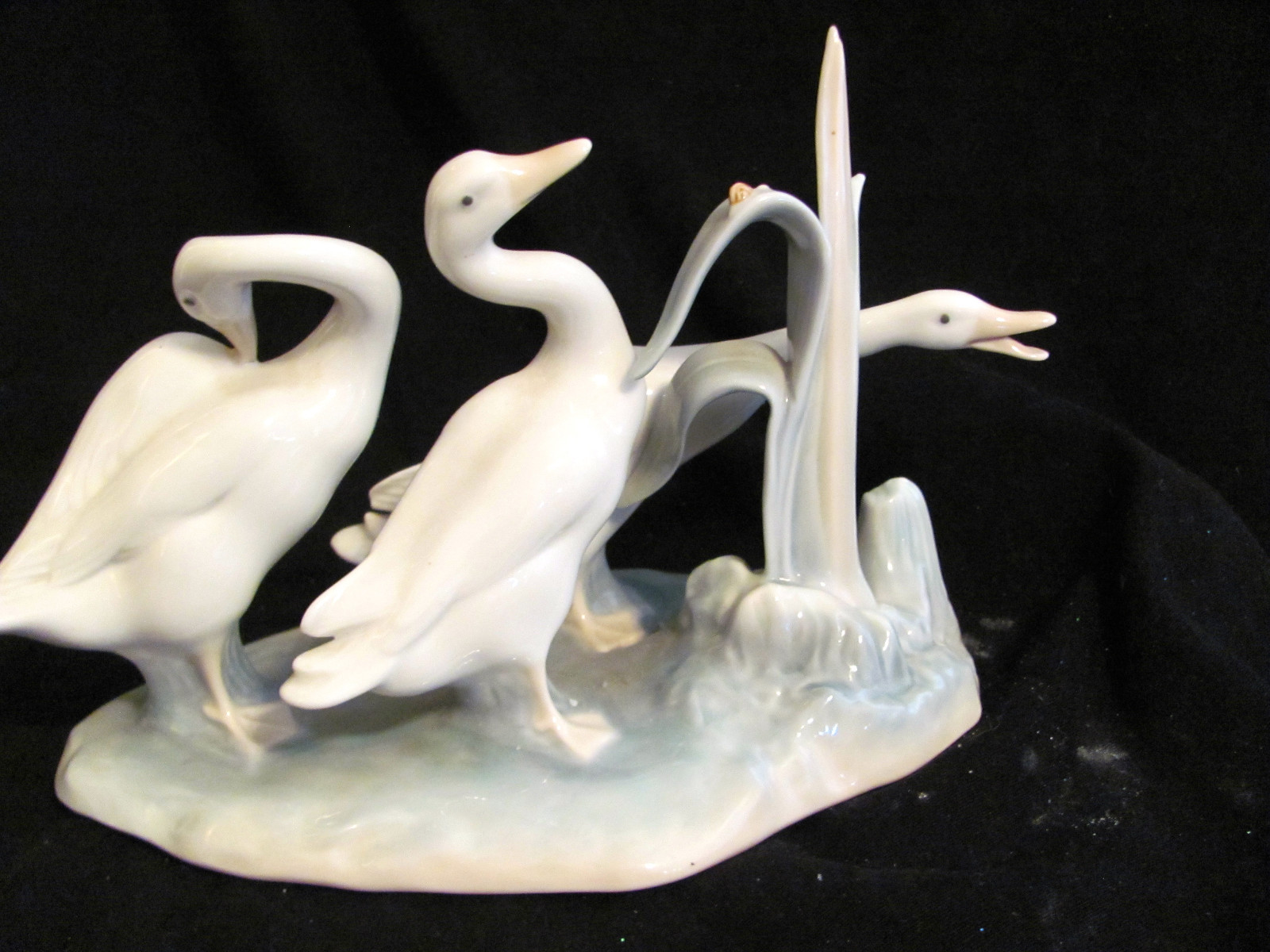Lladro “Geese Group” #4549, Retired, 3 Ducks w/Snail on Reeds, High Gloss