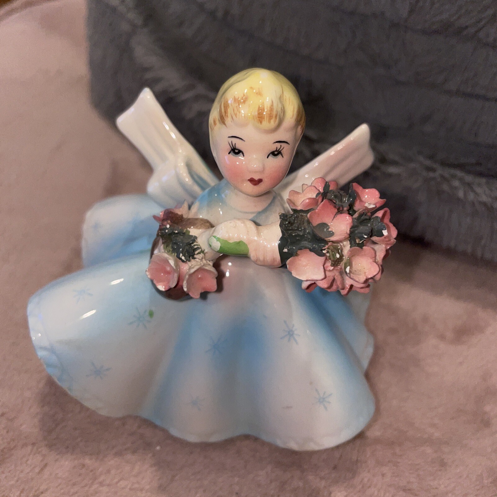 1960’s Girl with Flowers Figurine
