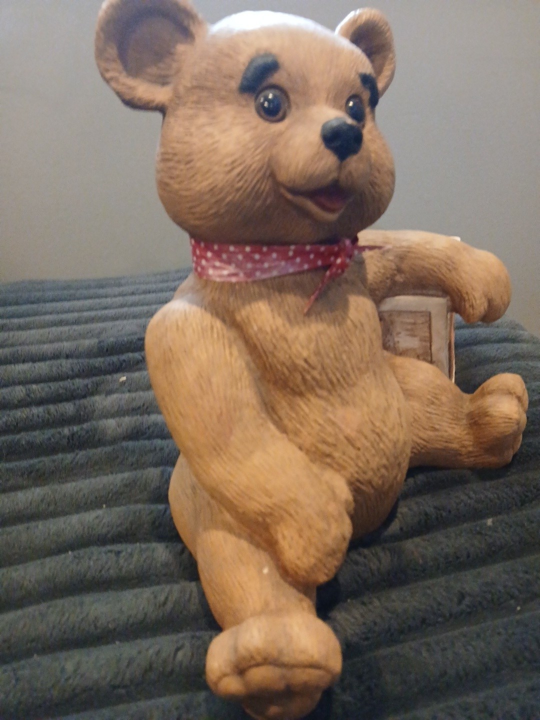 Homeco Resin Teddy Bear ABC