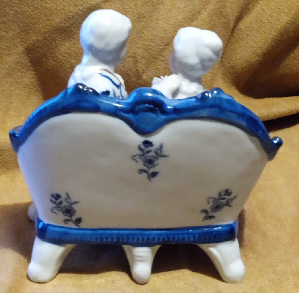 Vintage Porcelain Blue And White Colonial Courting