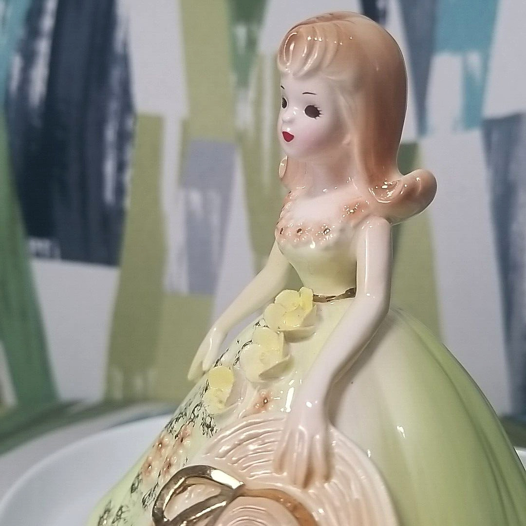 Josef Originals Figurine Ladies Of Song From The Portrait Series Rare 2 Stickers