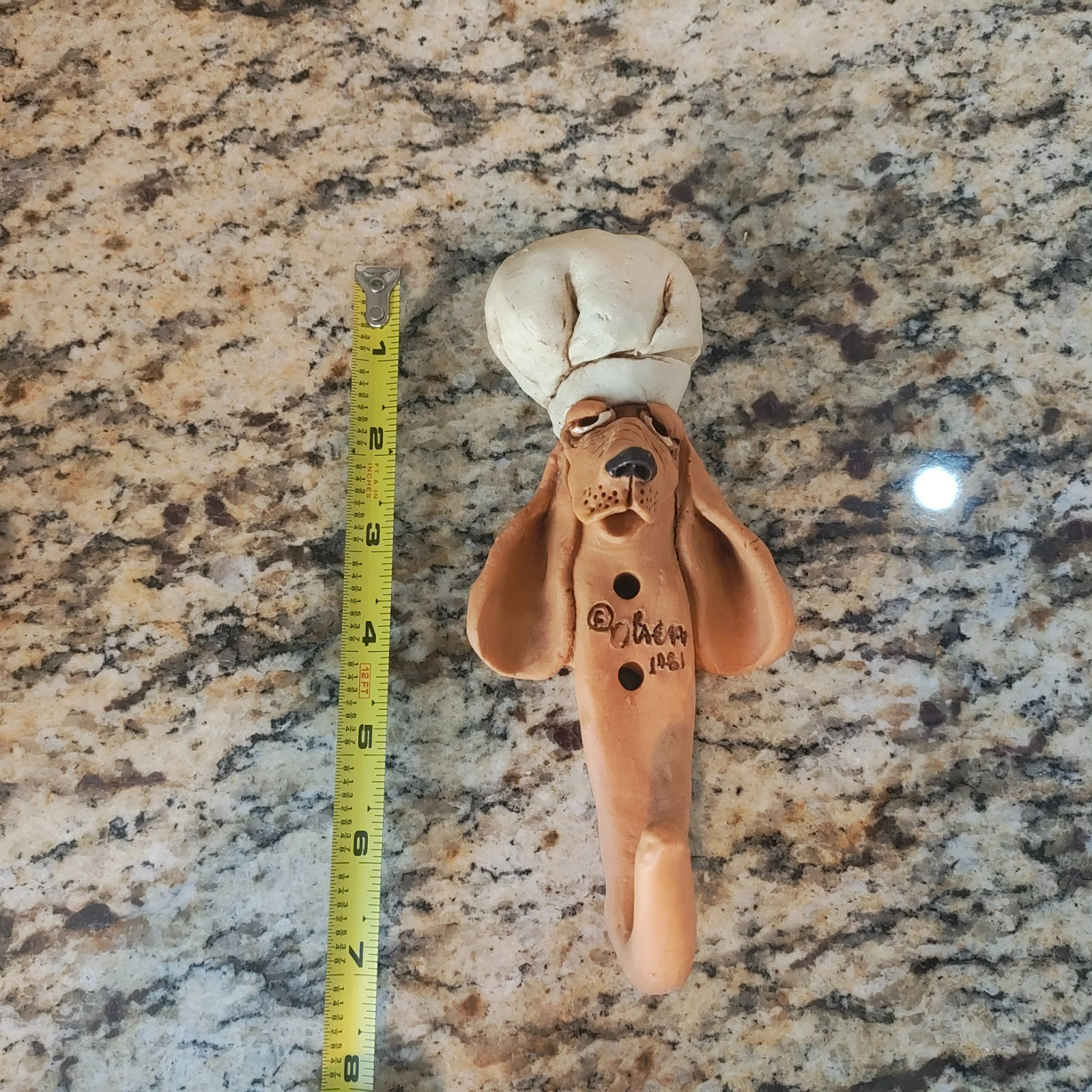 Set of 5 Bloodhound Dogs Olsen Curious Creations Figural Wall Hooks Vintage 1982