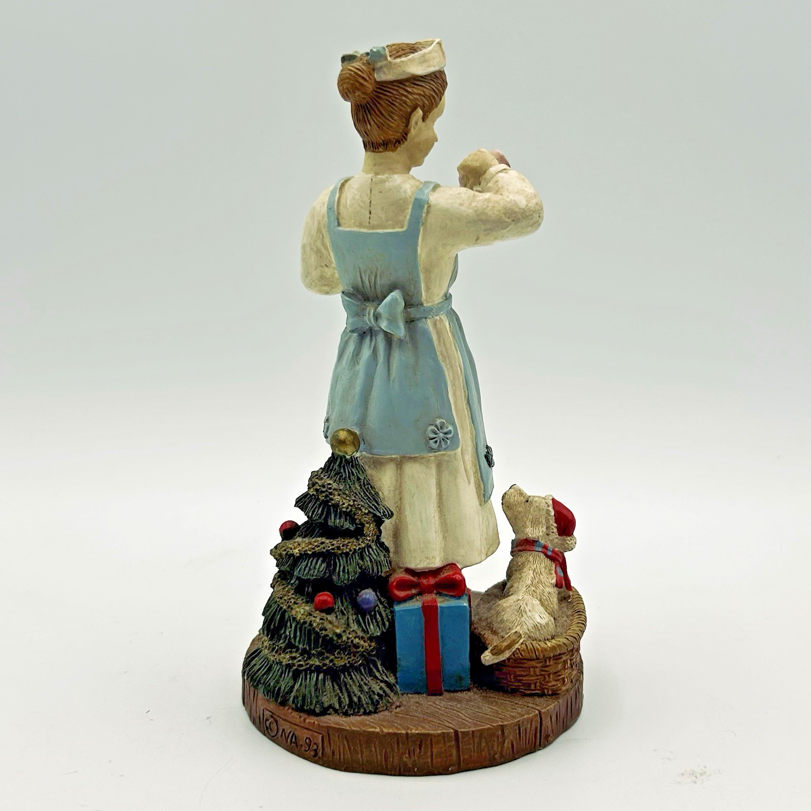 Vtg 1993 Nurse Figurine Stone Resin 6in Puppy Christmas Tree Signed NA Americana