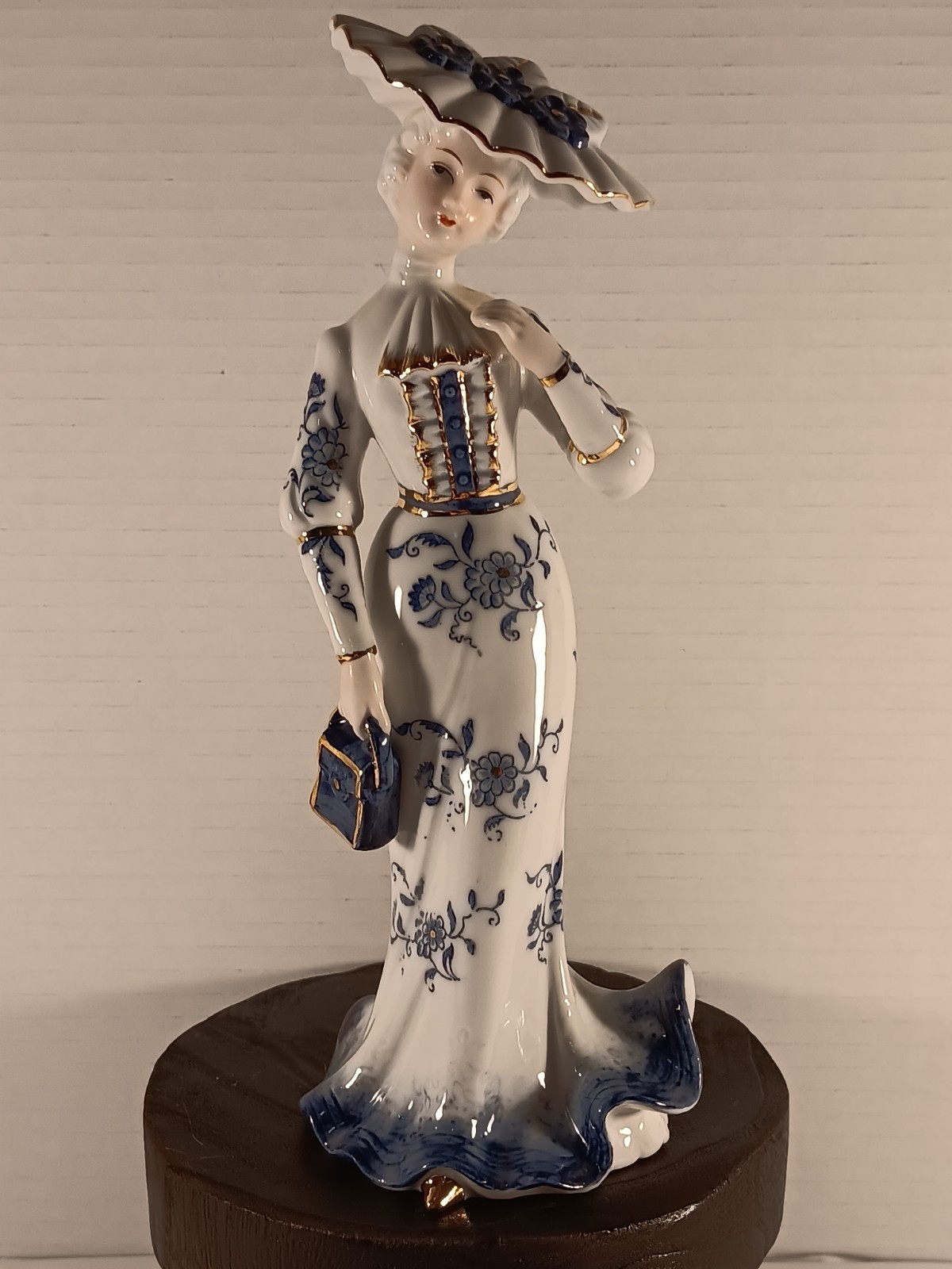 Vintage KPM Royal Blue Victorian Porcelain Figurine Made In Japan. 9″ Tall