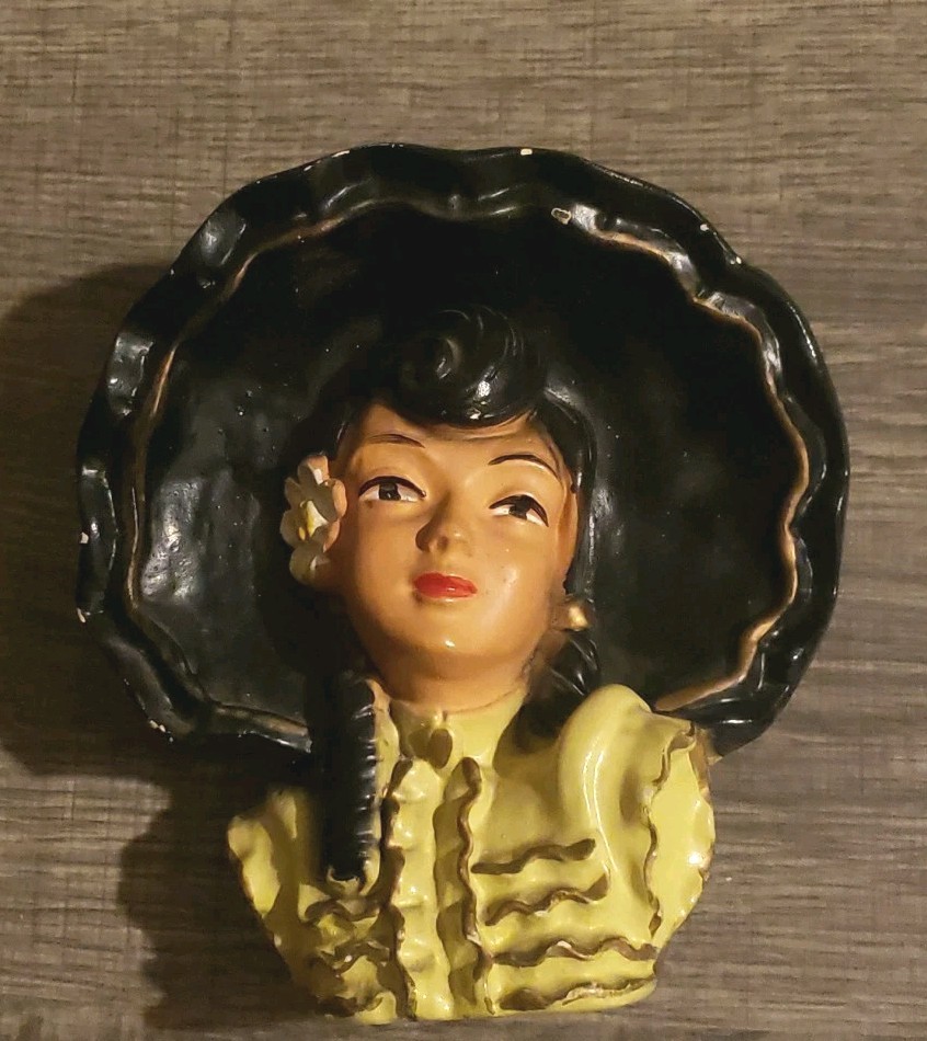 Original Universal Statuary Corp 1950 Chicago 22 Spanish Woman Bust With Tag