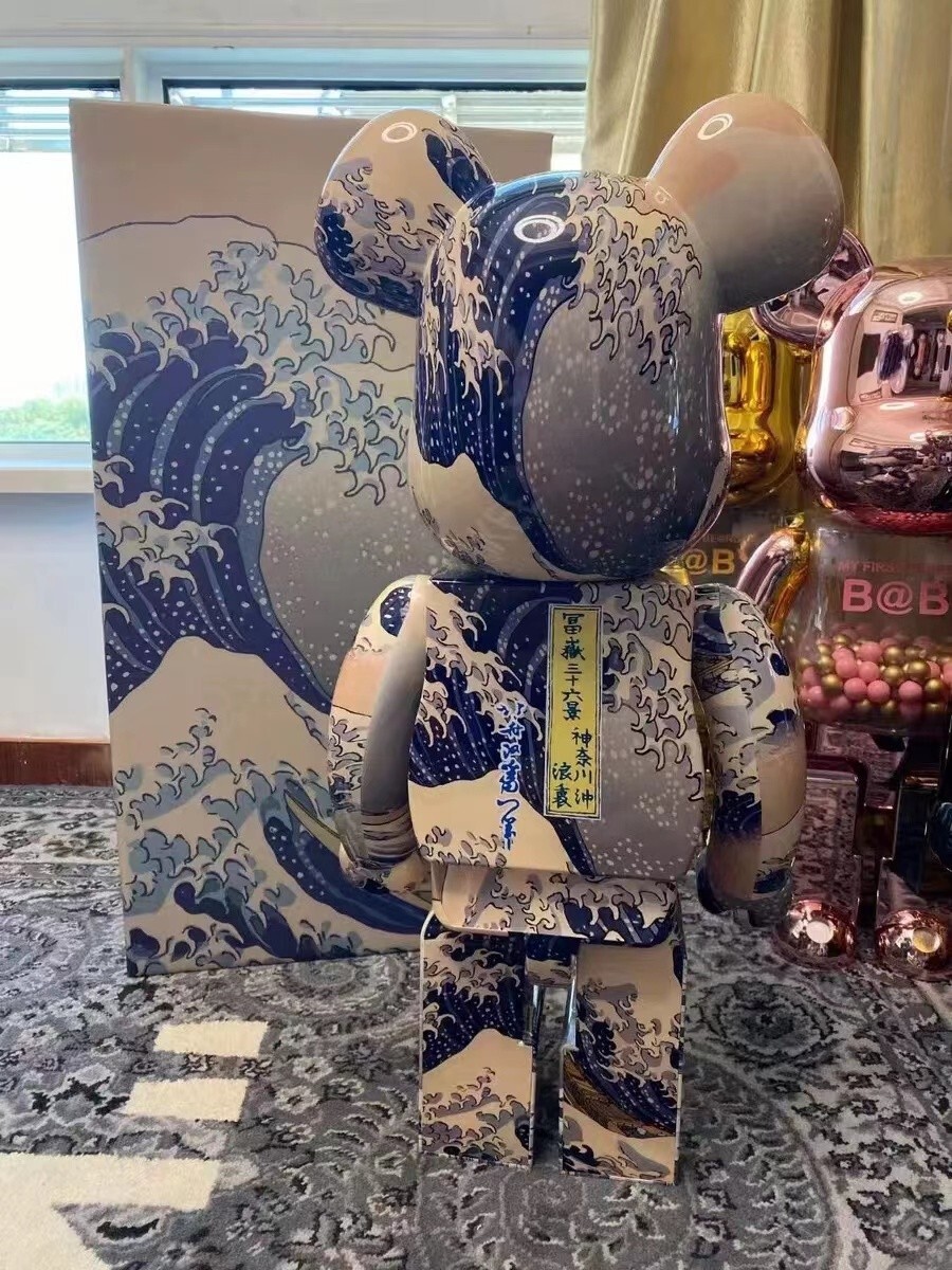 400arbrick Surfing(The Great Wave)Action Figure Decor Art Gift Collection Toy
