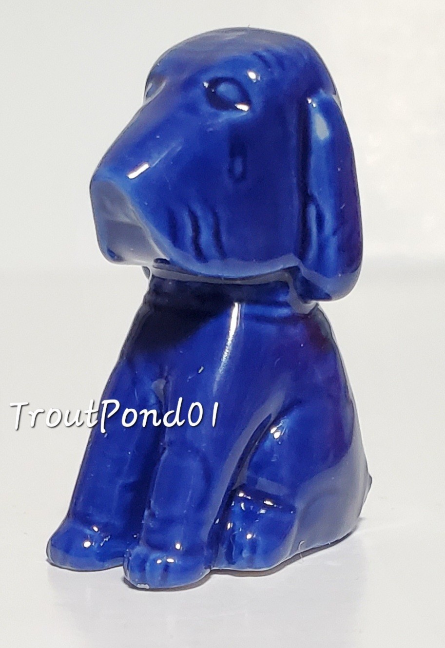 Wade Whimsies Dismal Desmond Dog Porcelain Figurine 2015 OIWCC Club Piece Blue