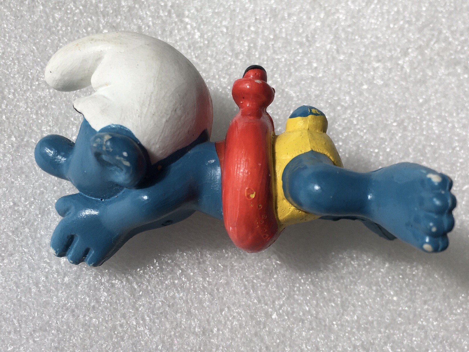 Schleich Smurfs 1977 Swimming w/ Inflatable Peyo Vinyl/Rubber Figurine Vintage
