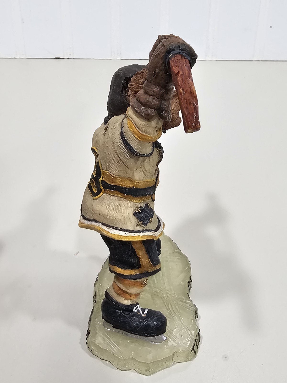 Vintage Boyds Bear Blade Hattrick He Shoots He Scores Hockey Figurine #228357